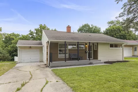 1150 Grandview Ave, Lockport, IL 60441