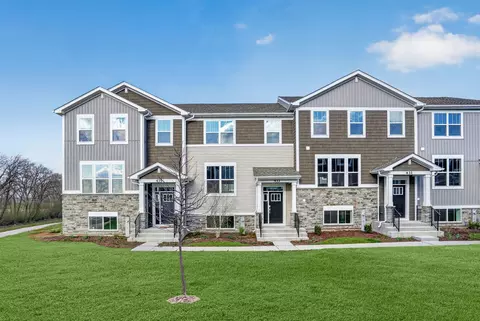 433 Red Oak Cir, Volo, IL 60020