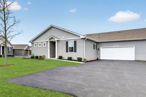 6403 Maple Glen Dr, Wonder Lake, IL 60097