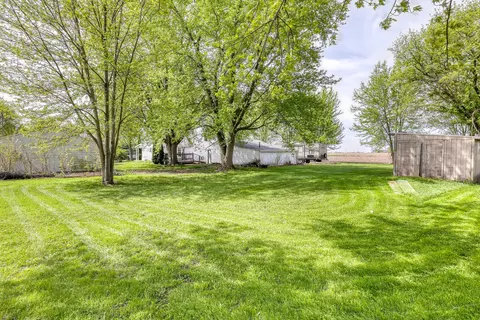 Exterior - 150 E 2nd St, Kingston, IL 60145 photo 6 of 10