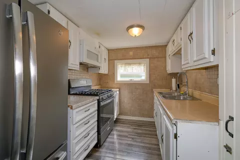 Kitchen - 150 E 2nd St, Kingston, IL 60145 photo 1 of 2