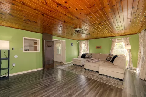 Living - 150 E 2nd St, Kingston, IL 60145 photo 3 of 3