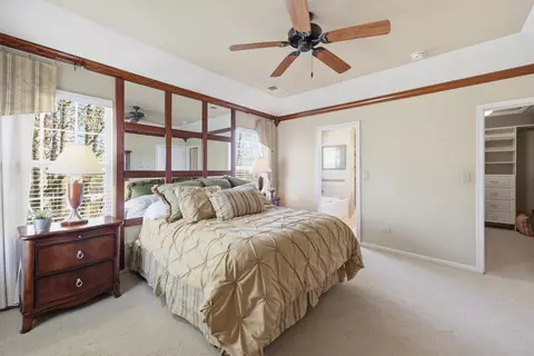 Other - 243 Garden Dr, Elgin, IL 60124 photo 4 of 9