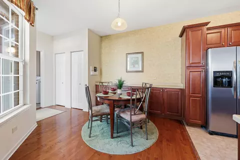 Dining - 243 Garden Dr, Elgin, IL 60124 photo 5 of 5
