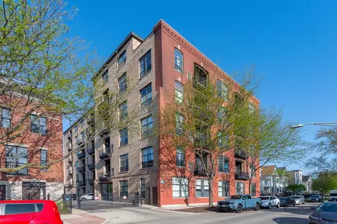 1820 N Spaulding Ave #410, Chicago, IL 60647