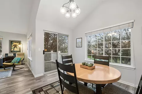 Dining - 151 Lucerne Ct #12-4, Wheeling, IL 60090 photo 1 of 1