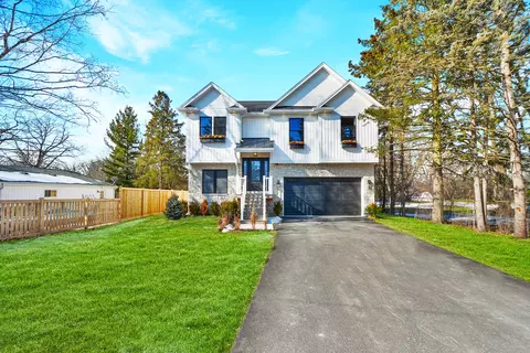 28722 N Madison Ave, Wauconda, IL 60084