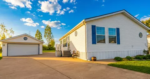 23031 S Glen Eagle Dr, Frankfort, IL 60423
