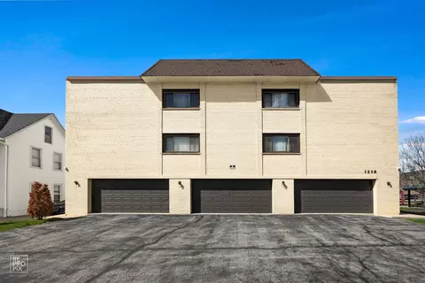 1258 Brown St #303, Des Plaines, IL 60016