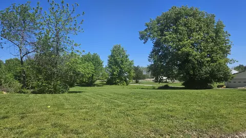 0000 W Main St, Buckner, IL 62819
