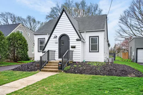 320 Chalmers St, Geneva, IL 60134