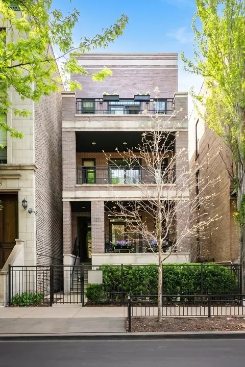 2680 N Orchard St #1, Chicago, IL 60614