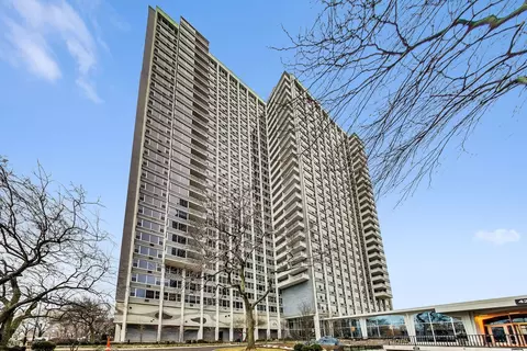 4250 N Marine Dr #809, Chicago, IL 60613