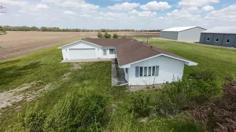 33879 E 800 Rd, Chatsworth, IL 60921