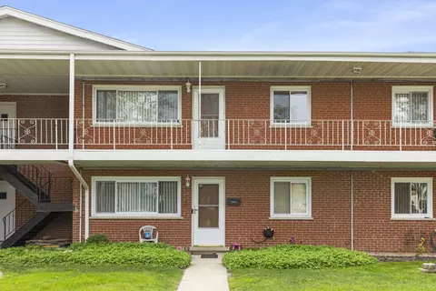 641 Dulles Rd #B, Des Plaines, IL 60016