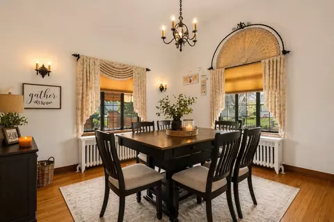 Dining - 1125 Cedar Ave, Elgin, IL 60120 photo 2 of 3