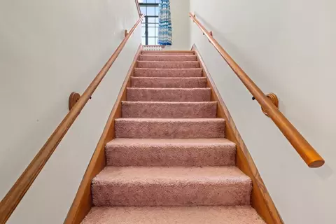 Entry Way - 1125 Cedar Ave, Elgin, IL 60120 photo 2 of 4