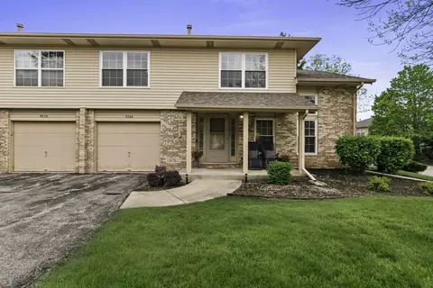 9348 Meadowview Dr, Orland Hills, IL 60487
