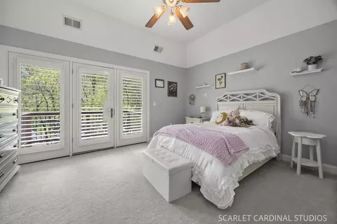 Bedroom - 32 Baker Ln, Naperville, IL 60565 photo 3 of 8