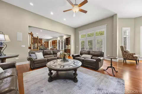 Living - 32 Baker Ln, Naperville, IL 60565 photo 4 of 4
