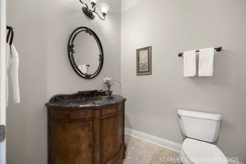 Bath - 32 Baker Ln, Naperville, IL 60565 photo 1 of 9