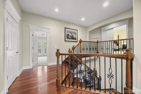 Entry Way - 32 Baker Ln, Naperville, IL 60565 photo 7 of 7
