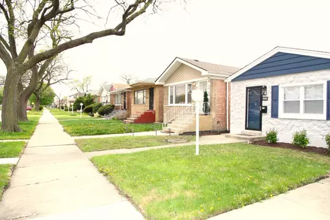 9042 S Emerald Ave, Chicago, IL 60620