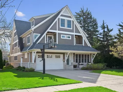 333 Kenmore Ave, Elmhurst, IL 60126