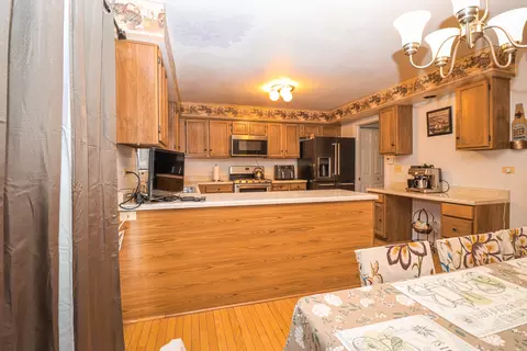 Kitchen - 35 Meyerson Way, Wheeling, IL 60090 photo 5 of 5