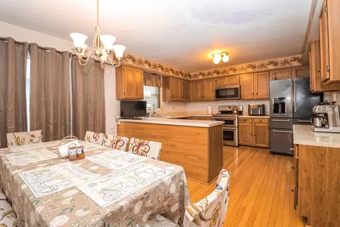 Kitchen - 35 Meyerson Way, Wheeling, IL 60090 photo 1 of 5