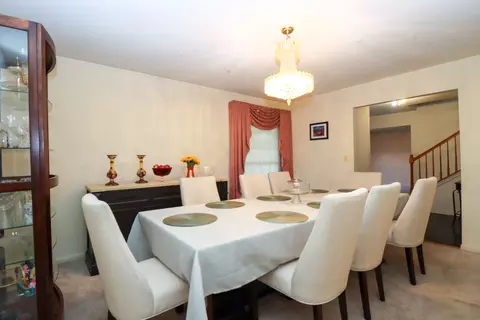 Dining - 35 Meyerson Way, Wheeling, IL 60090 photo 4 of 4