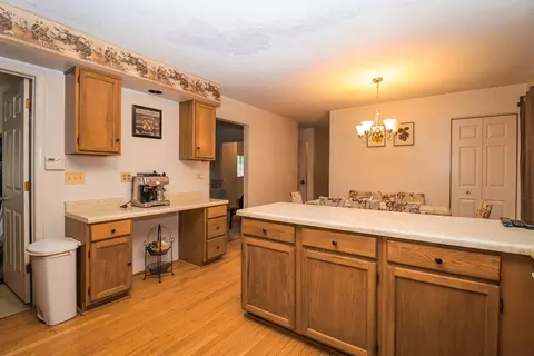 Kitchen - 35 Meyerson Way, Wheeling, IL 60090 photo 3 of 5