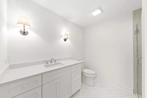 Bath - 660 N Eagle St, Naperville, IL 60563 photo 9 of 10