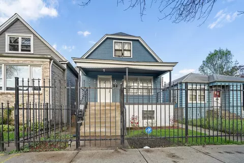 10151 S Avenue M, Chicago, IL 60617