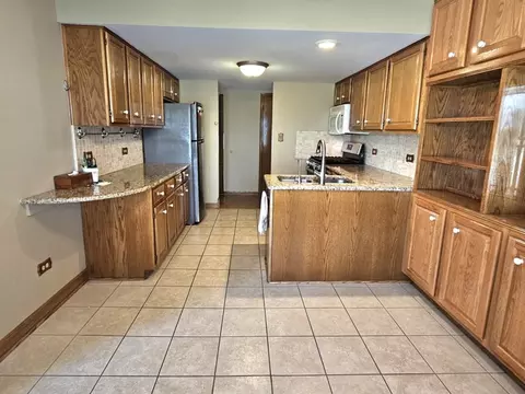 Kitchen - 1436 Berta Dr, Crest Hill, IL 60403 photo 1 of 3