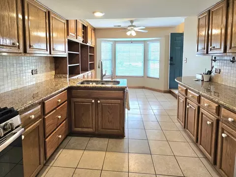 Kitchen - 1436 Berta Dr, Crest Hill, IL 60403 photo 2 of 3