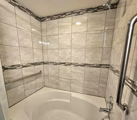 Bath - 1436 Berta Dr, Crest Hill, IL 60403 photo 1 of 1