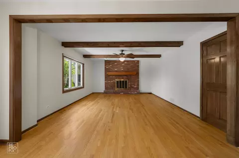 Living - 1749 E Bailey Rd, Naperville, IL 60565 photo 4 of 6