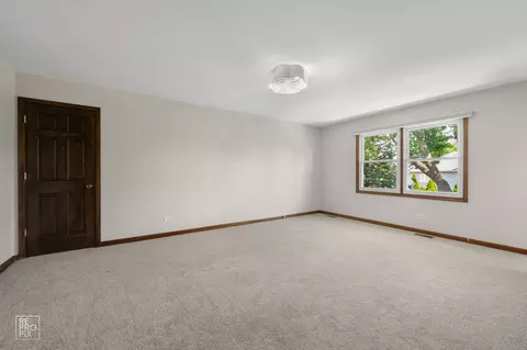 Bedroom - 1749 E Bailey Rd, Naperville, IL 60565 photo 2 of 6