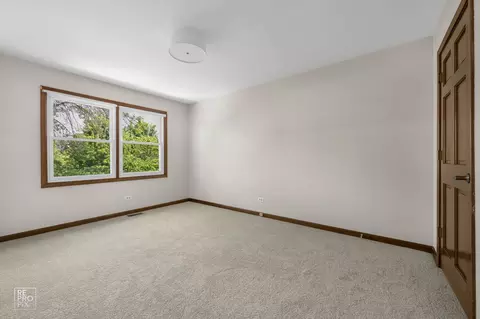 Bedroom - 1749 E Bailey Rd, Naperville, IL 60565 photo 4 of 6