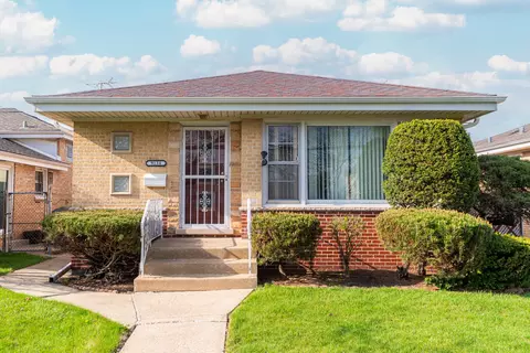 9134 Chestnut Ave, Franklin Park, IL 60131