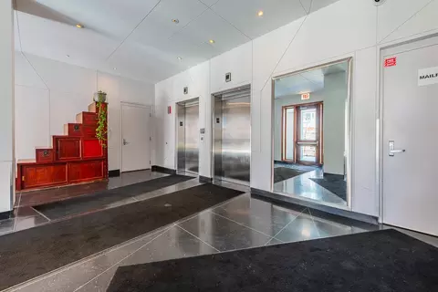 Entry Way - 939 W Madison St #403, Chicago, IL 60607 photo 1 of 1
