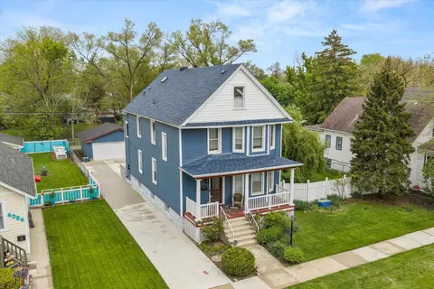 4029 Amelia Ave, Lyons, IL 60534