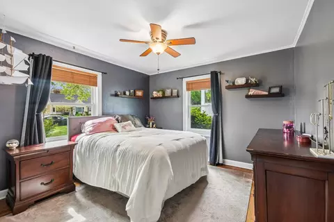 Bedroom - 836 Lyford Ln, Wheaton, IL 60189 photo 1 of 4
