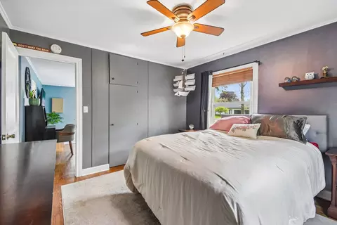 Bedroom - 836 Lyford Ln, Wheaton, IL 60189 photo 2 of 4