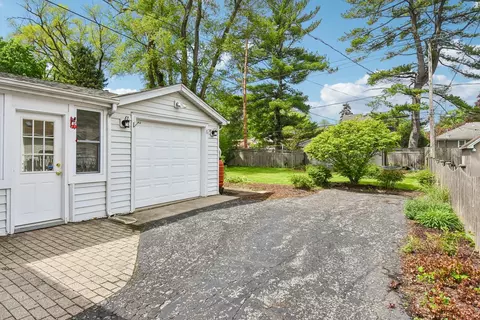 Exterior - 836 Lyford Ln, Wheaton, IL 60189 photo 12 of 12