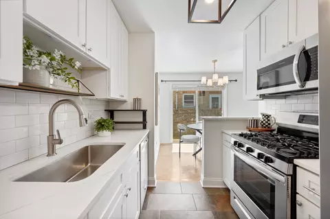 Kitchen - 1041 Forest Ave, Deerfield, IL 60015 photo 2 of 2