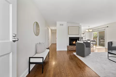 Entry Way - 1041 Forest Ave, Deerfield, IL 60015 photo 1 of 1