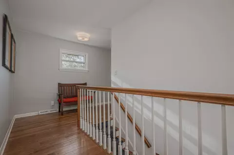 Entry Way - 702 Maple Ln, Geneva, IL 60134 photo 5 of 6