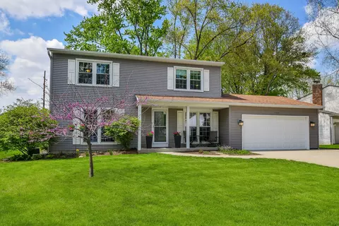 1702 La Palma Ct, Wheaton, IL 60189